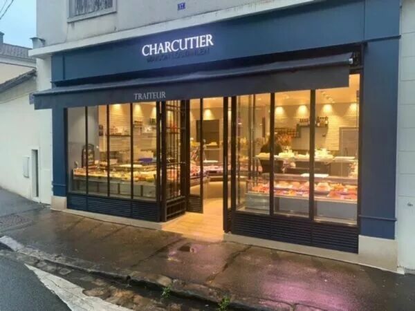 CHARCUTIER TRAITEUR LOSTANLEN